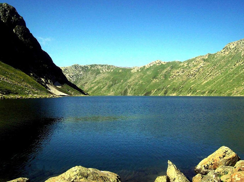 Tarsar Lake, Anantnag, Jammu and Kashmir - Vushii.com